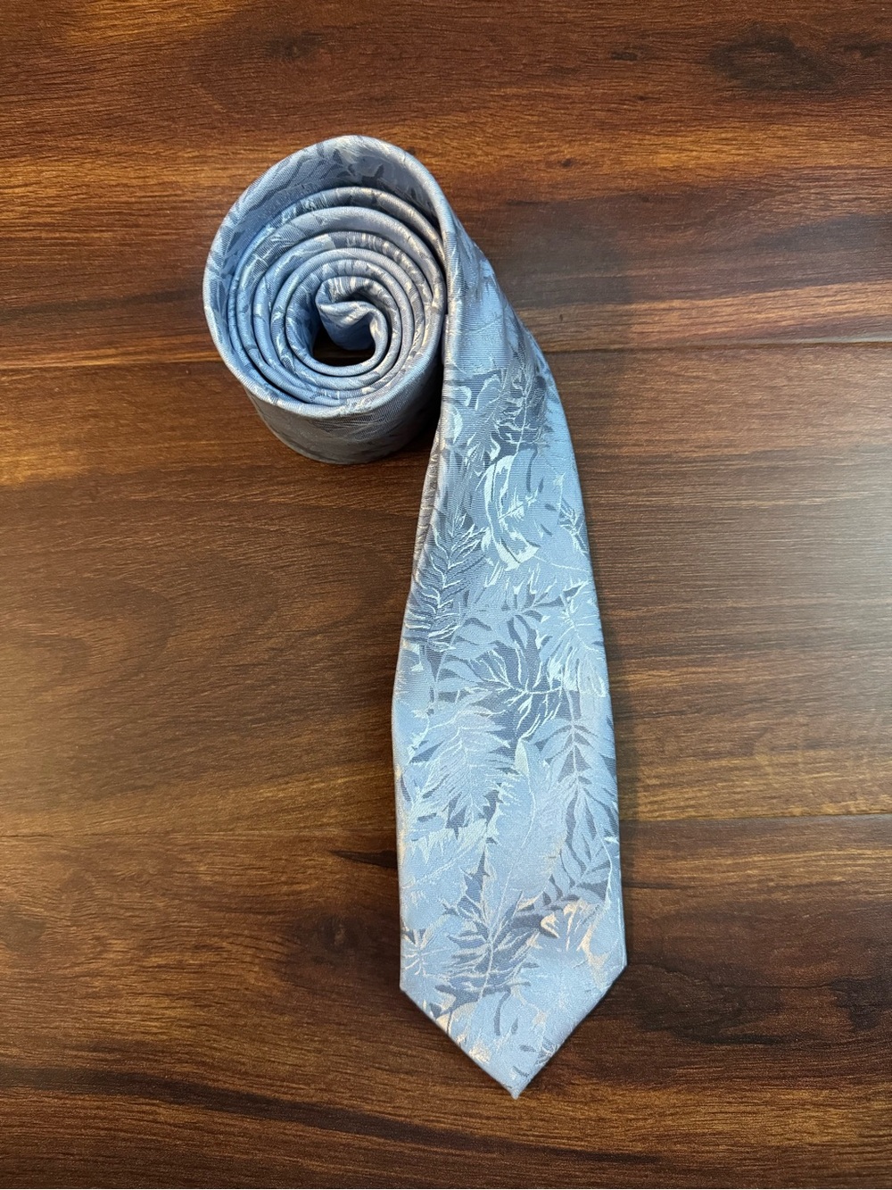 Ryan Seacrest Distinction Light Blue Floral Jacquard Tie
